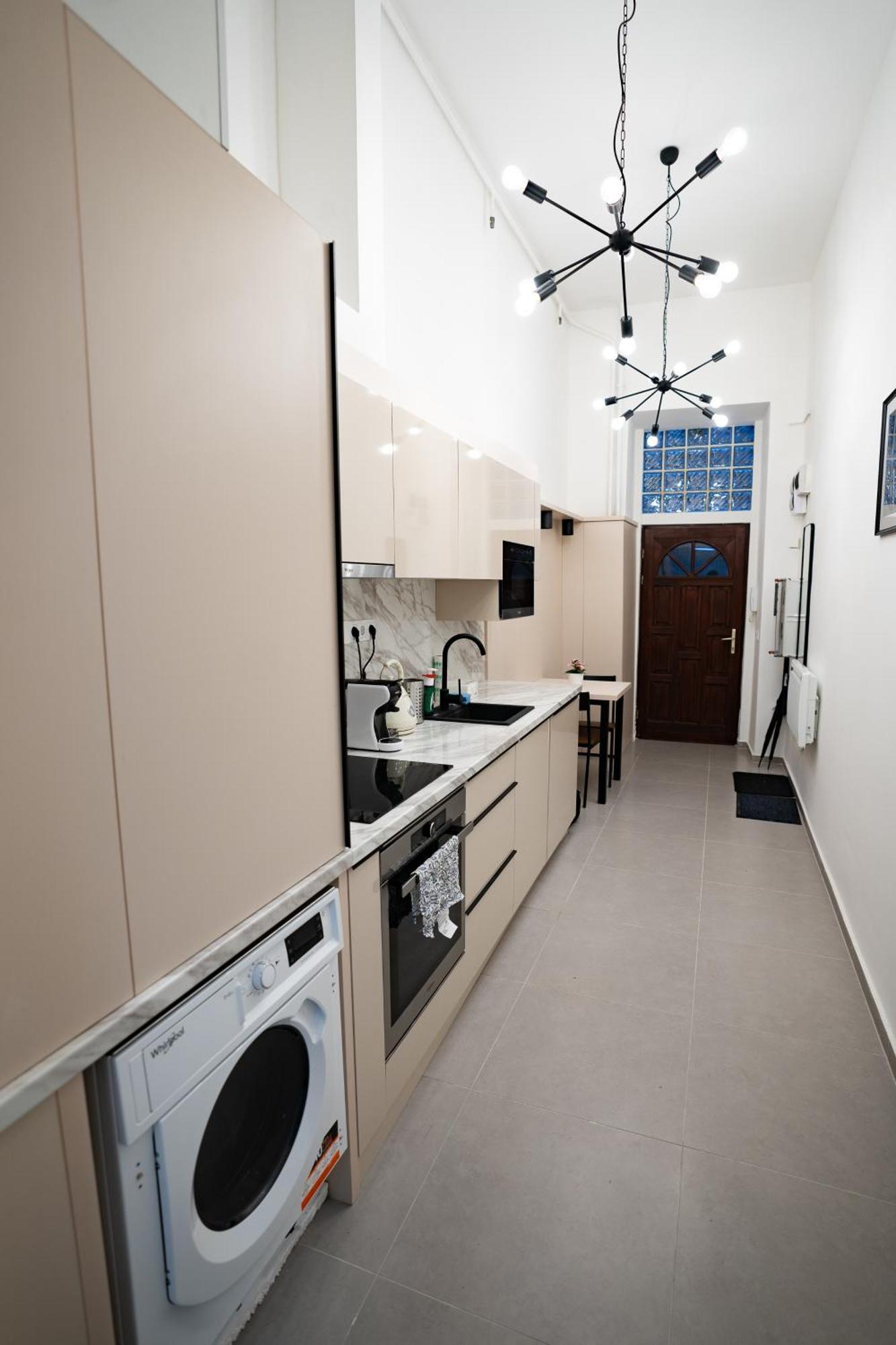Downtown Double Room Deluxe With Joint Kitchen Budapest Exteriör bild
